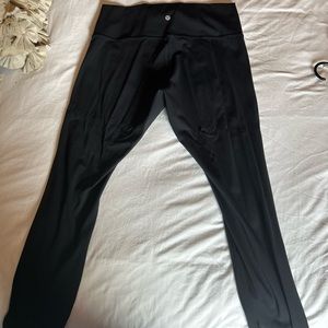 Worn once Lulu Lemon black leggings
